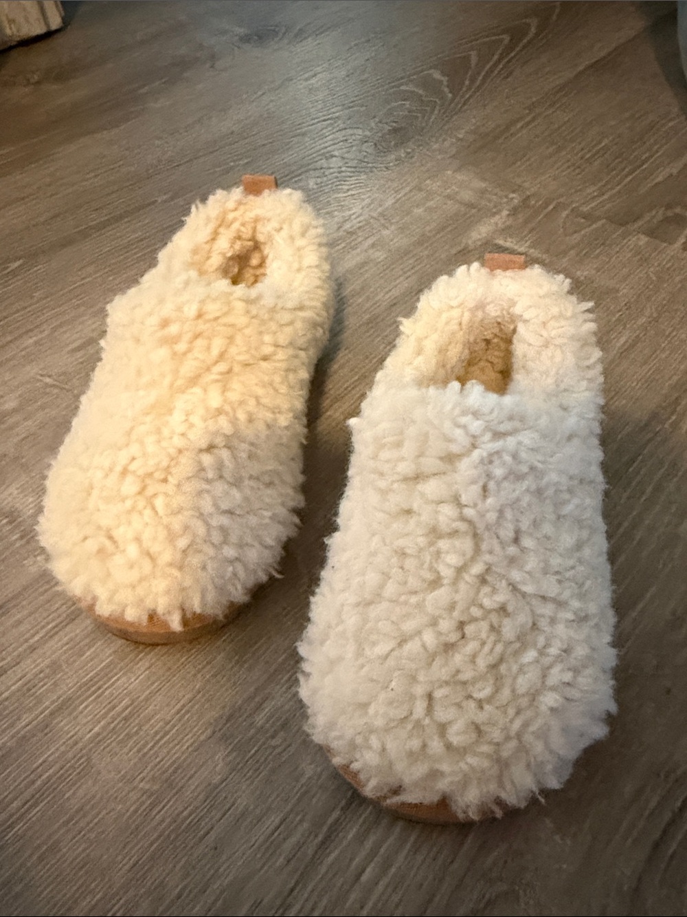 Cozy Shearling Slip-On toddler Slippers - Cream